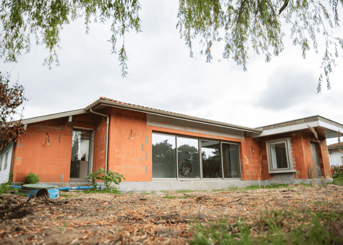 maison en construction à Tartas, maçonnerie visible